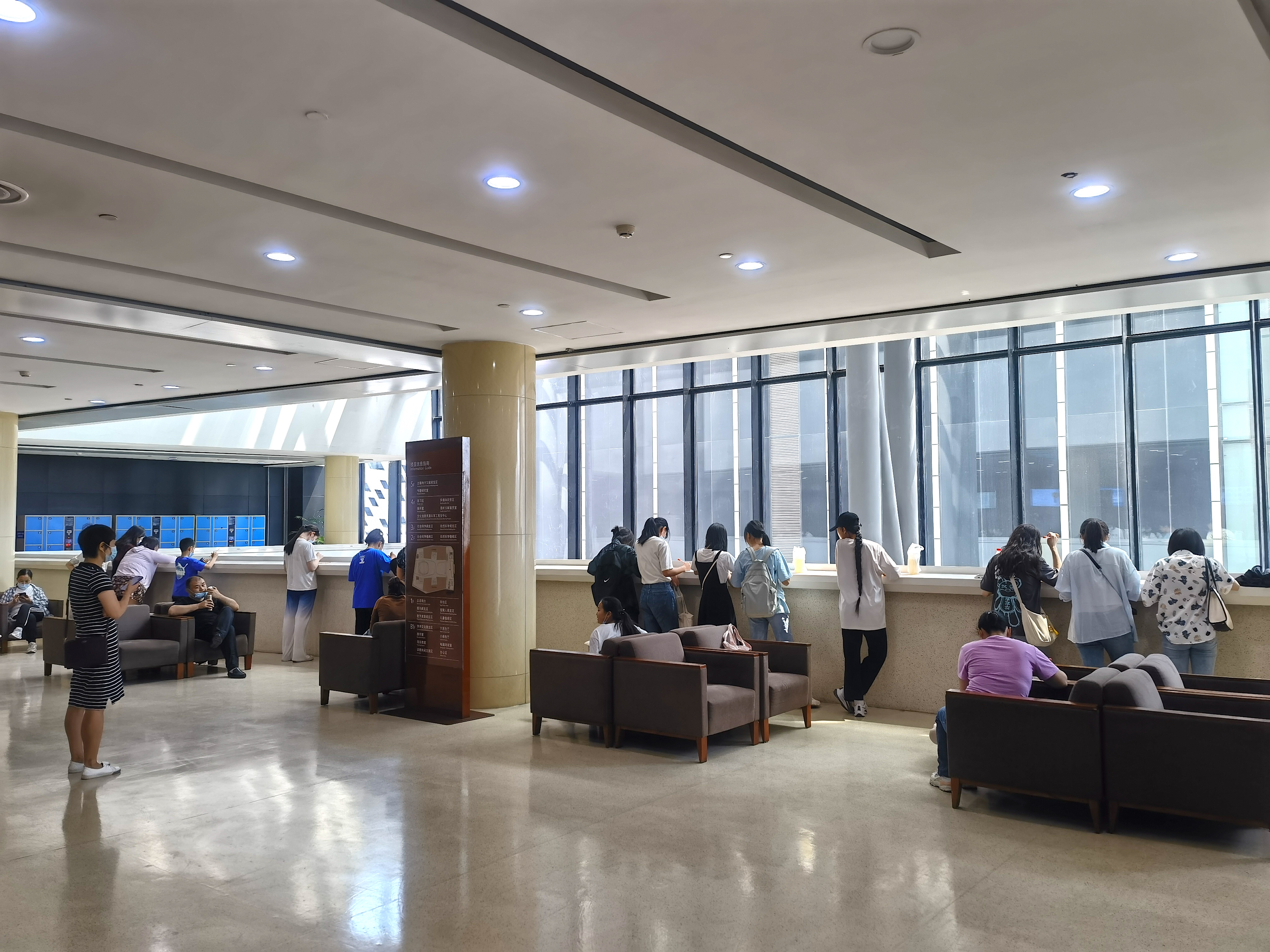 杀 济南市图书馆玩跨界！新葡京娱乐图书馆×剧本(图4)